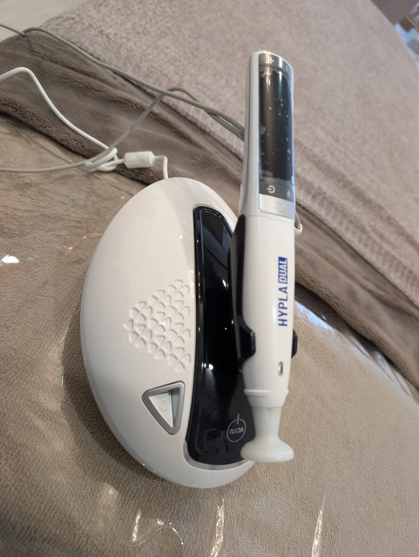 ５月１日にお隣で美容サロン[LISELリゼル]がオープン🎉